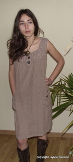 Robe sans manches.